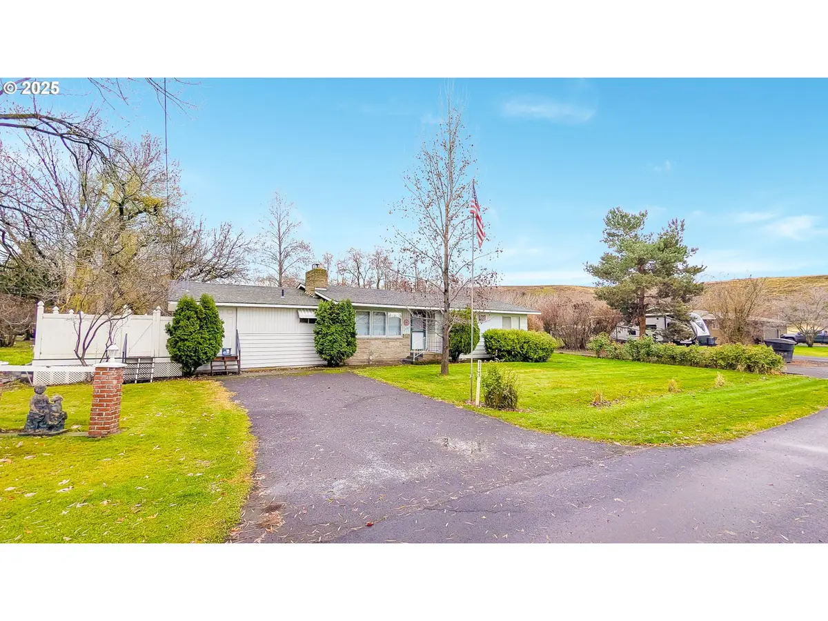 82449 Rosebrooke Rd, Milton Freewater, OR 97862 - Image #1