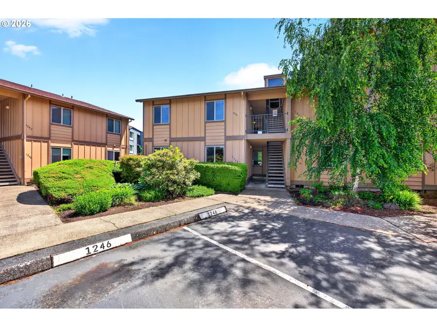 1246 NE 27th St #24, McMinnville, OR 97128 - #2