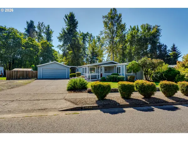 3035 Stapp Dr, Eugene, OR 97408