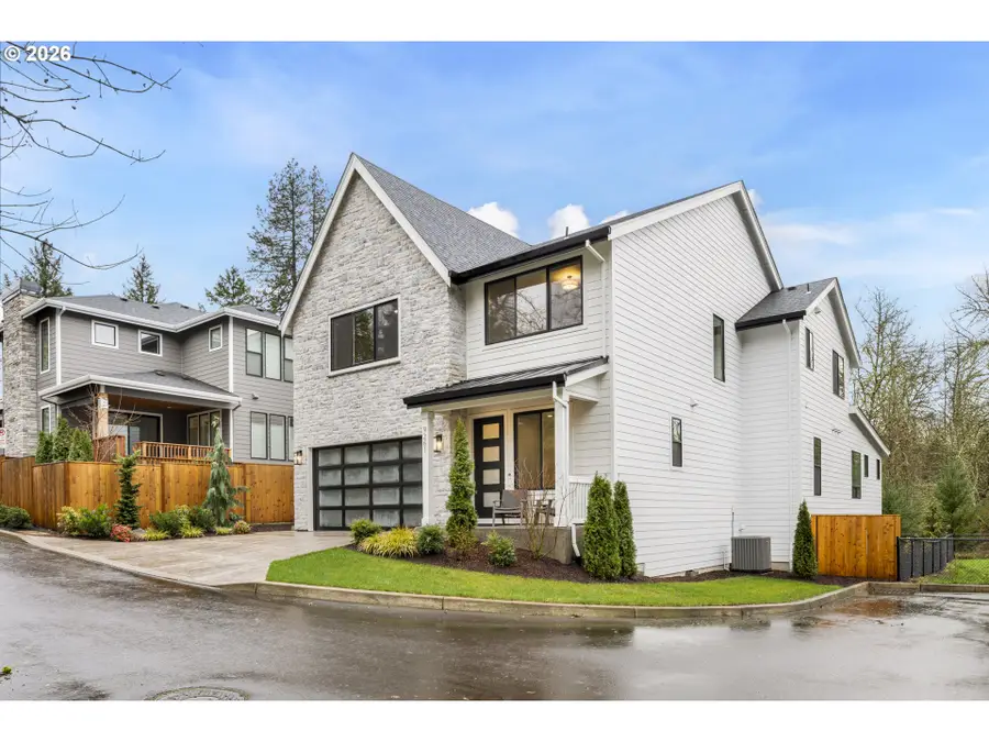 9261 SW Mackayla Pl, Portland, OR 97223 - Image #3