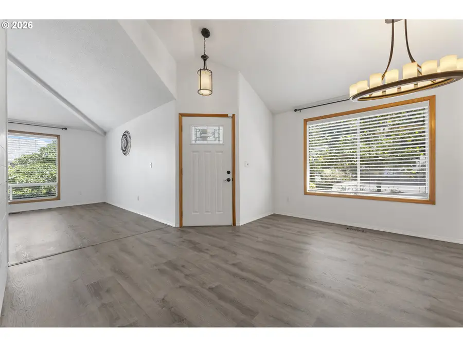 16552 SW Henderson Ct, Beaverton, OR 97007 - #3