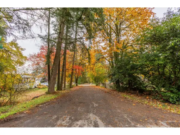 NW Miller Ln, Albany, OR 97321