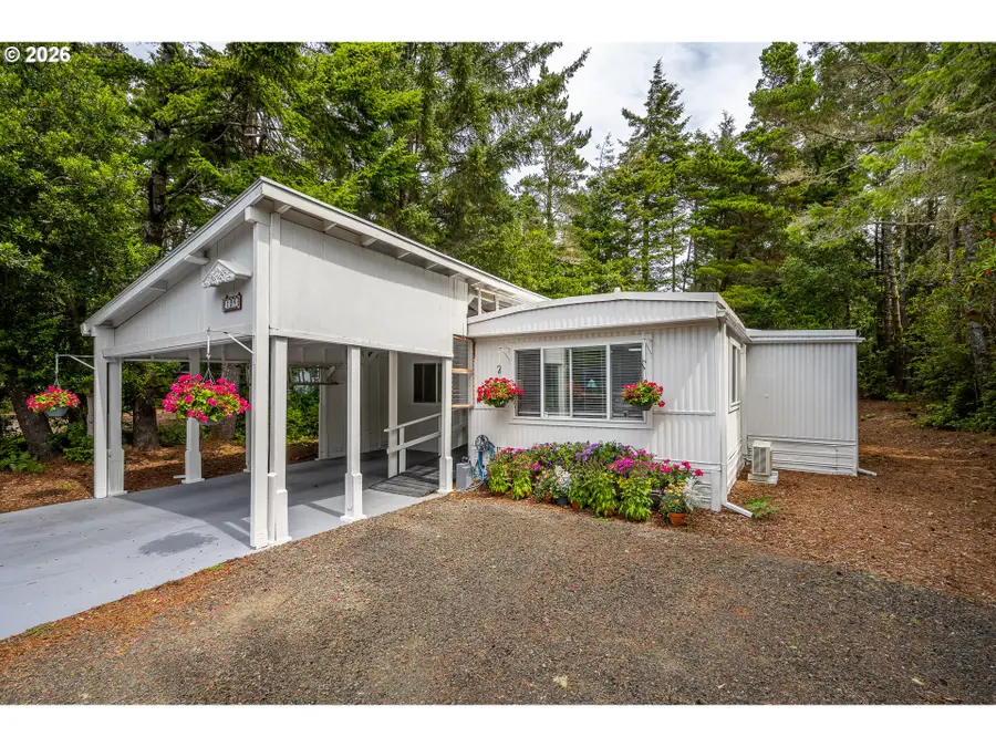 1600 Rhododendron Dr #129, Florence, OR 97439 - #2
