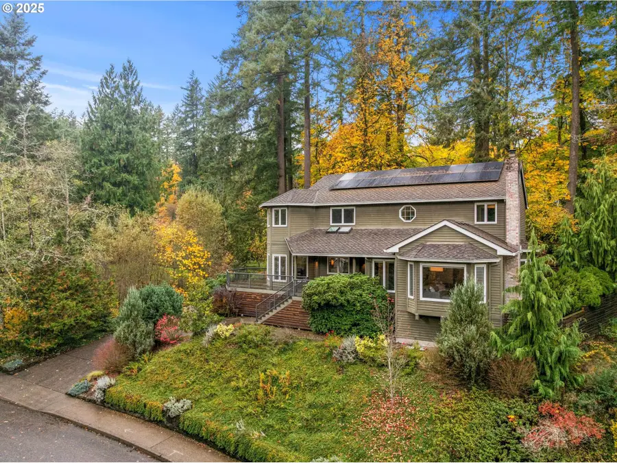 10850 SW Creightonwood Pl, Portland, OR 97219 - Image #2