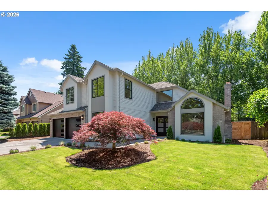 16428 NE San Rafael Dr, Portland, OR 97230 - Image #2