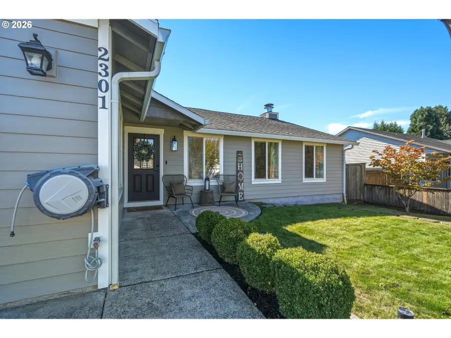 2301 SW 8th St, Battle Ground, WA 98604 - #3
