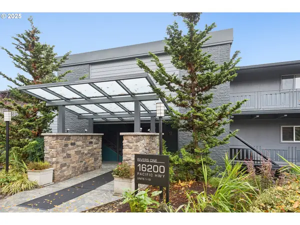 16200 Pacific Hwy #4, LakeOswego, OR 97034