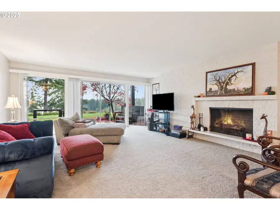 16200 Pacific Hwy #4, Lake Oswego, OR 97034 - Image #3