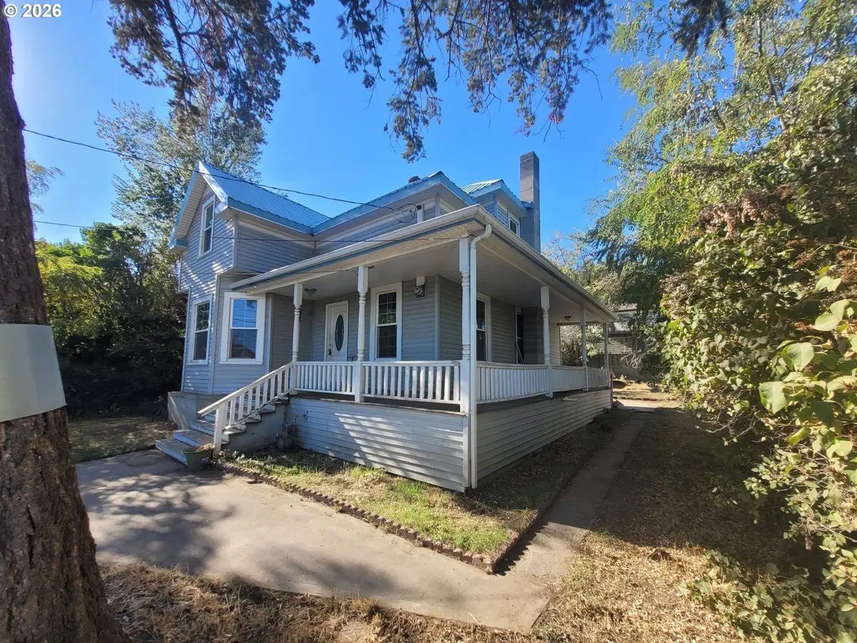 819 SW 5th St, Pendleton, OR 97801 - #1