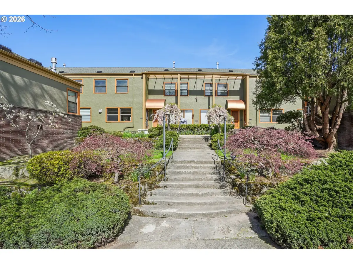 2025 SE Caruthers St #17, Portland, OR 97214 - #1