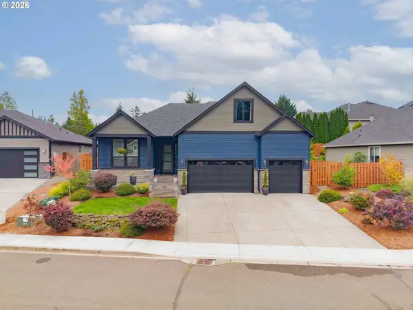 108 W 16th St, LaCenter, WA 98629