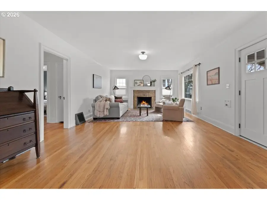 7204 N Washburne Ave N, Portland, OR 97217 - #3