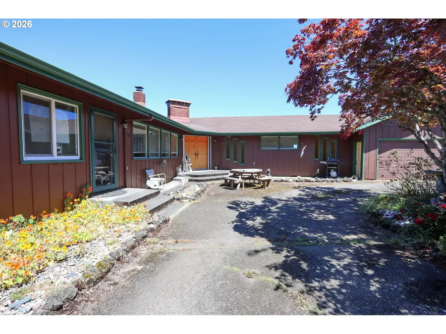 63655 Ahill Rd, Bunker Hill, OR 97420 - #3