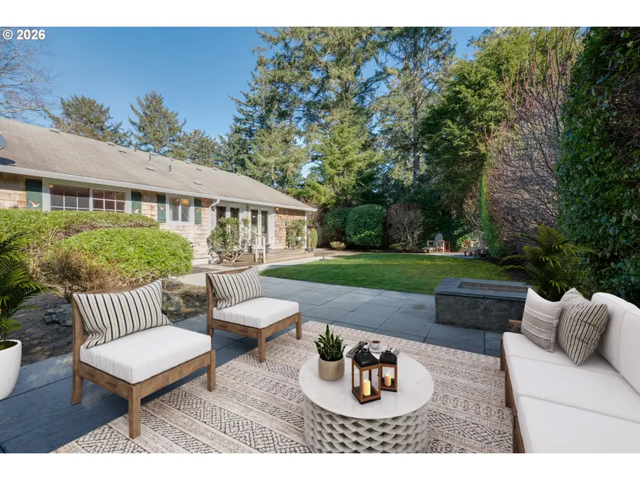 641 6th St, Gearhart, OR 97138 - #2