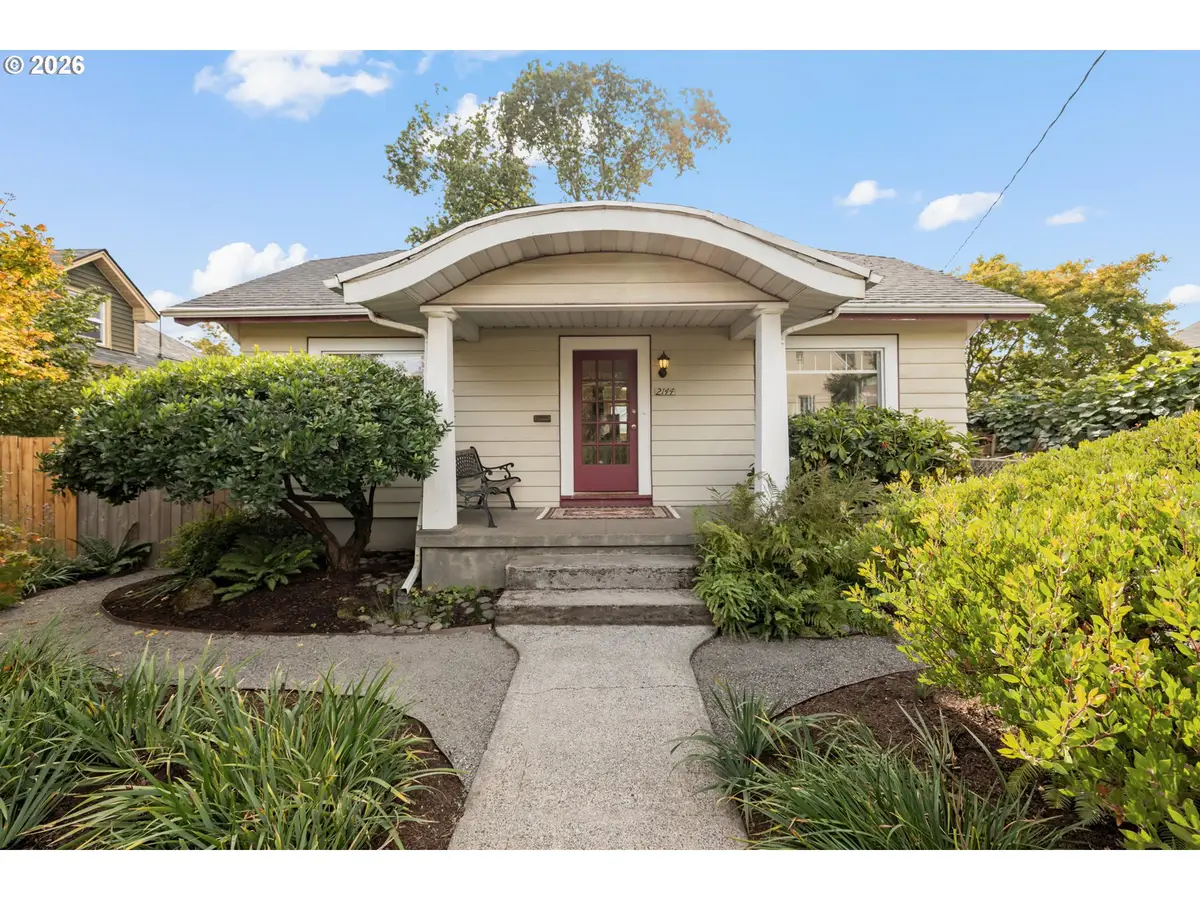 2144 N Willamette Blvd, Portland, OR 97217 - #1