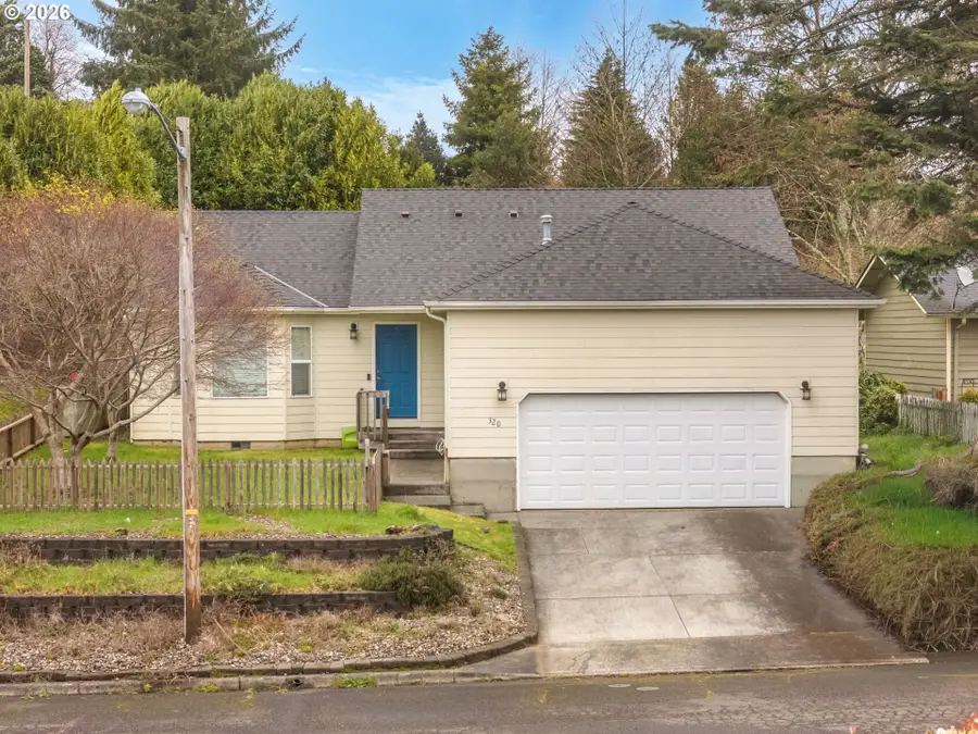 320 South St, Astoria, OR 97103 - #2