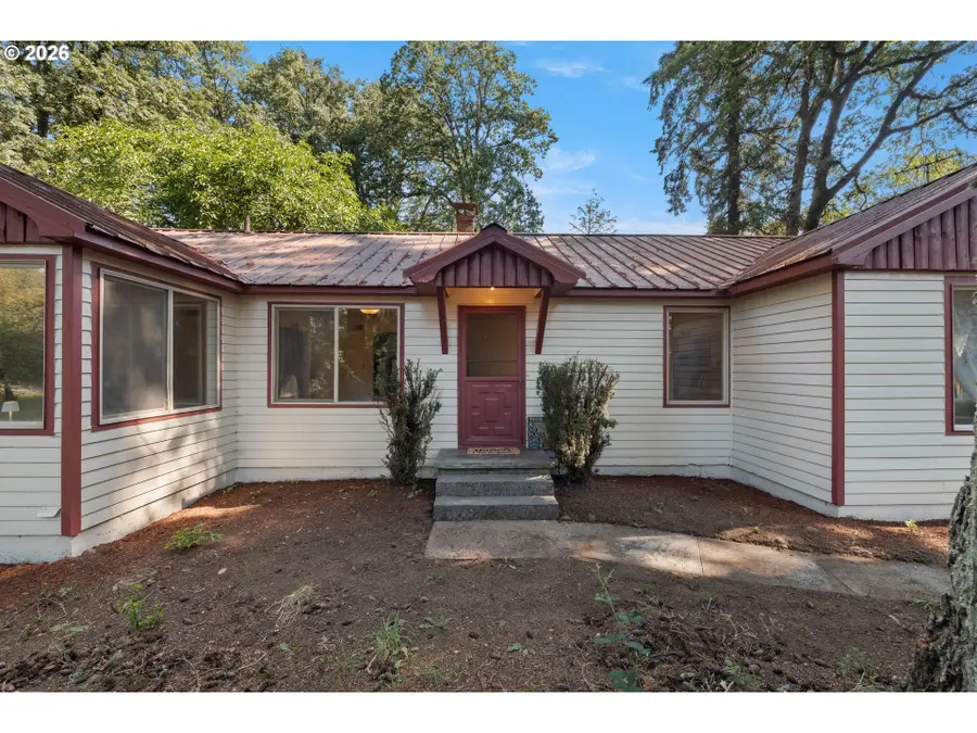 34799 N Honeyman Rd, Scappoose, OR 97056 - #2