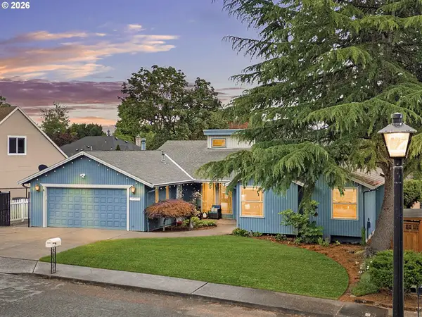 12684 SE Regency View St, HappyValley, OR 97086
