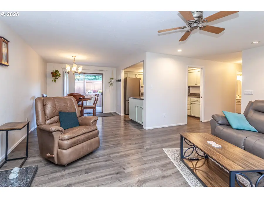 10054 SW Erie Ct, Tualatin, OR 97062 - Image #3