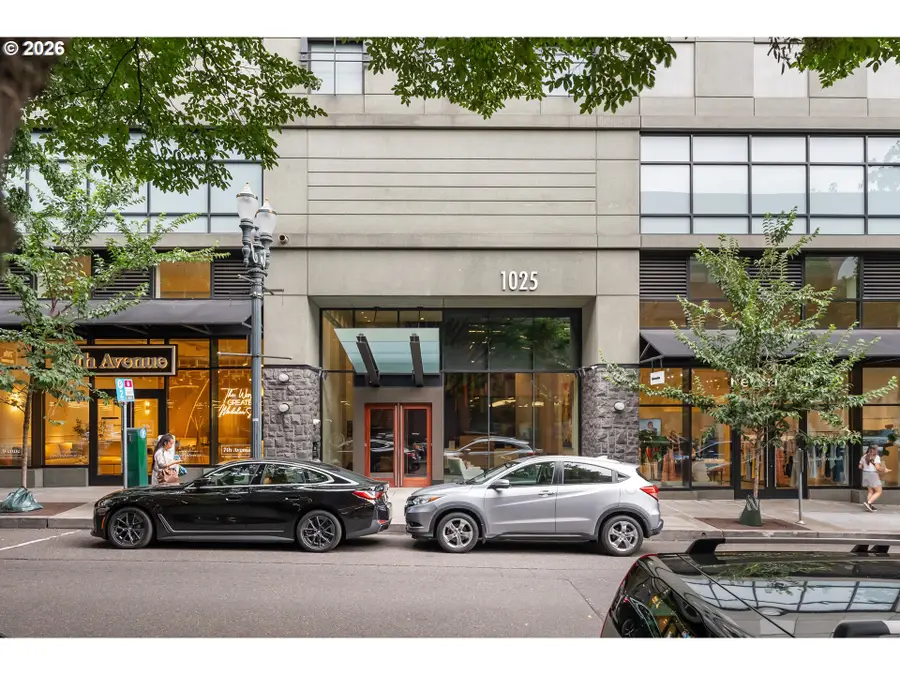 1025 NW Couch St #619, Portland, OR 97209 - #2