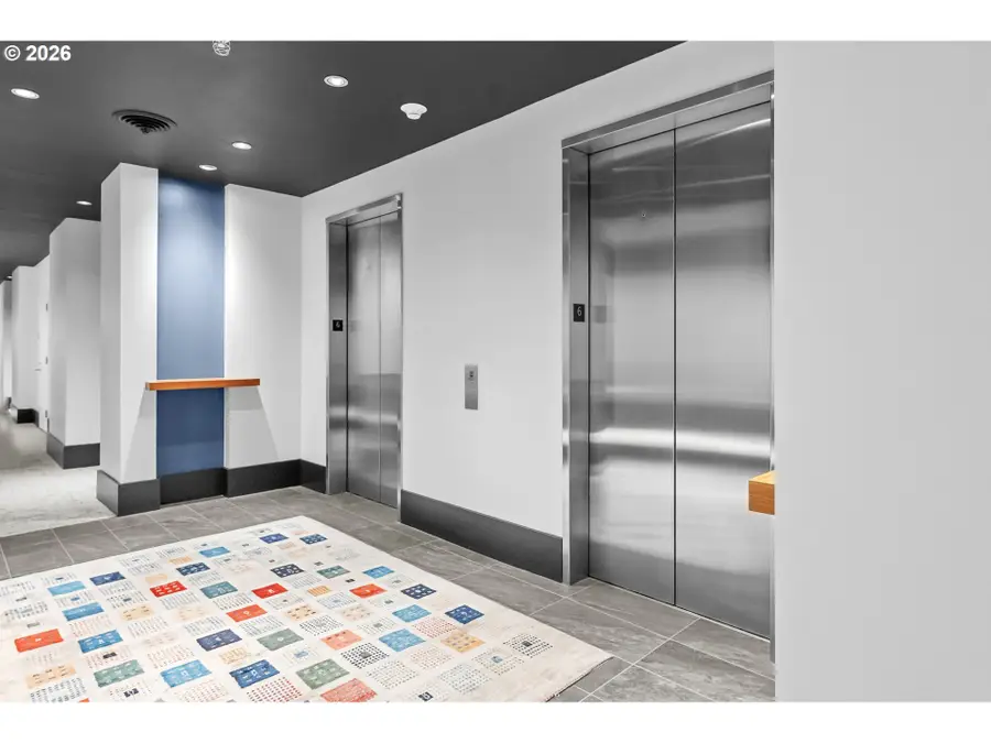 1025 NW Couch St #619, Portland, OR 97209 - #3
