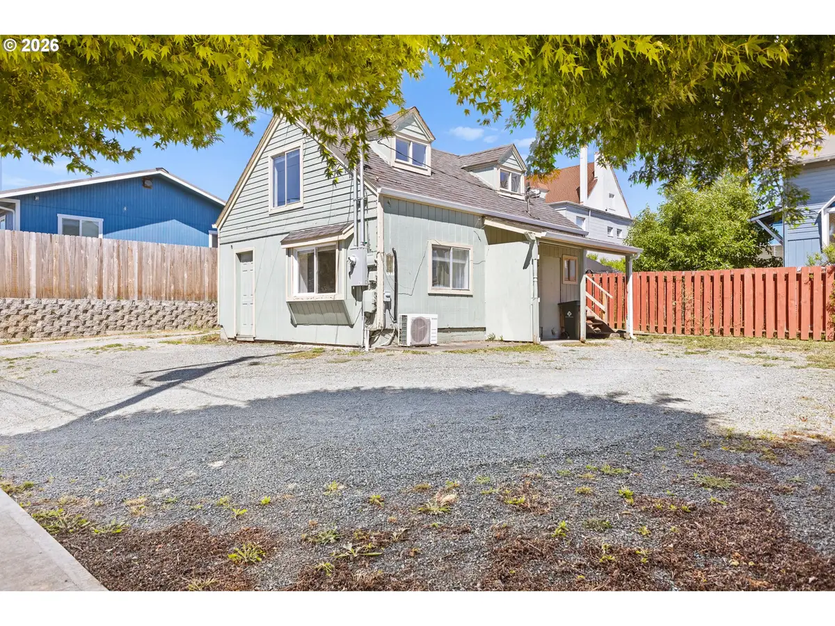 451 4th St, Myrtle Point, OR 97458 - #1