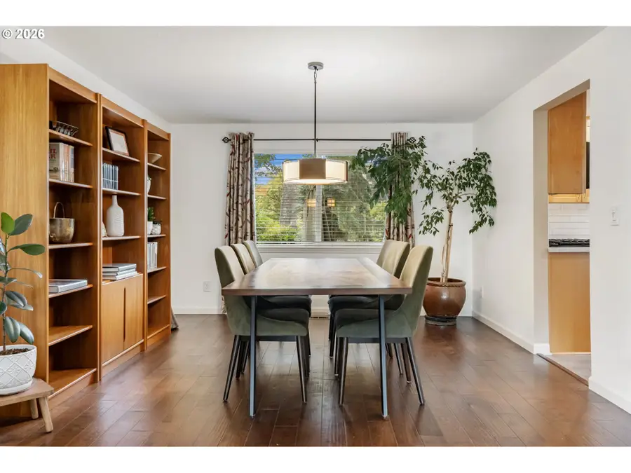 13270 Princeton Ct, Lake Oswego, OR 97035 - #3