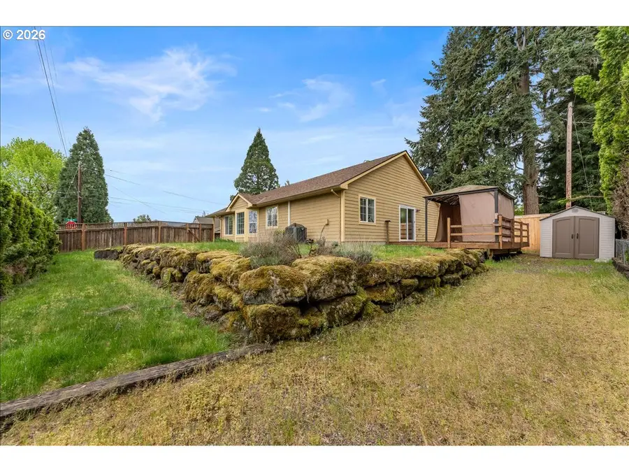 1123 Grant St, Oregon City, OR 97045 - #3