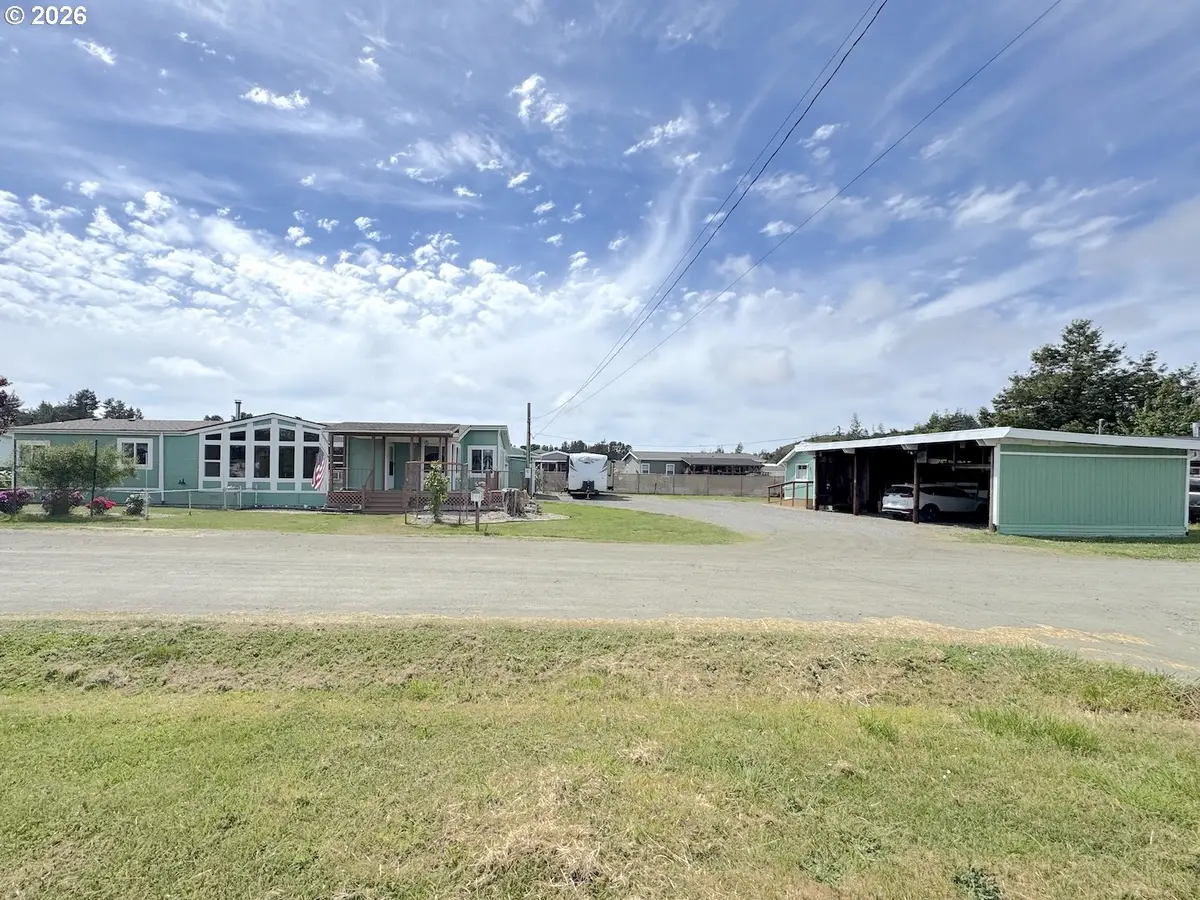 435 Rugh Ln, Lakeside, OR 97449 - #1