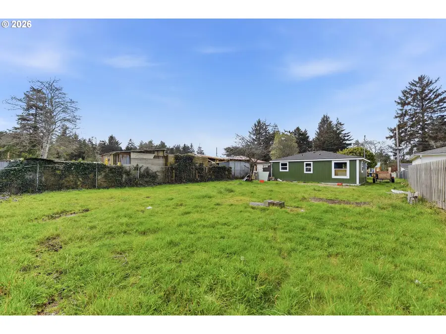 64227 Braley Rd, Coos Bay, OR 97420 - #3