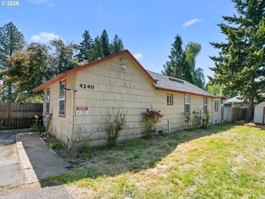4240 SW 197th Ave, Beaverton, OR 97078 - #3