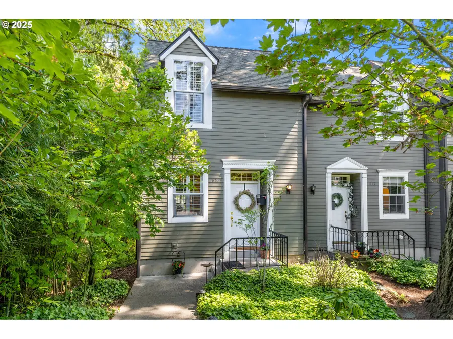 639 1st St, Lake Oswego, OR 97034 - #3