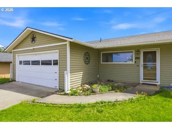 190 Tyler Ave, Umatilla, OR 97882