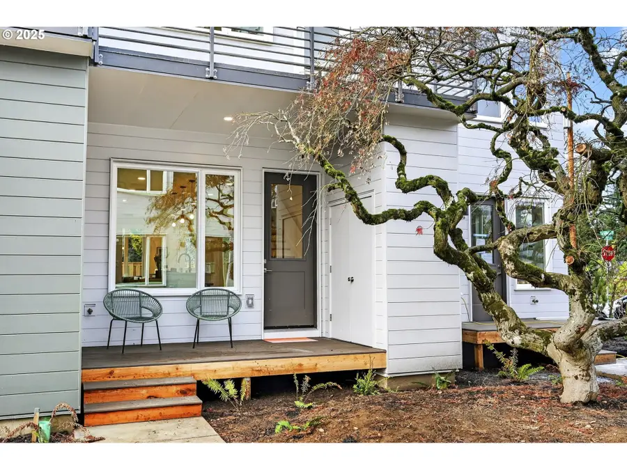 7256 NE Going St, Portland, OR 97218 - #2