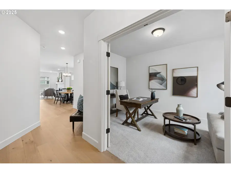 15114 SW Flatcreek Ln, Tigard, OR 97224 - Image #2