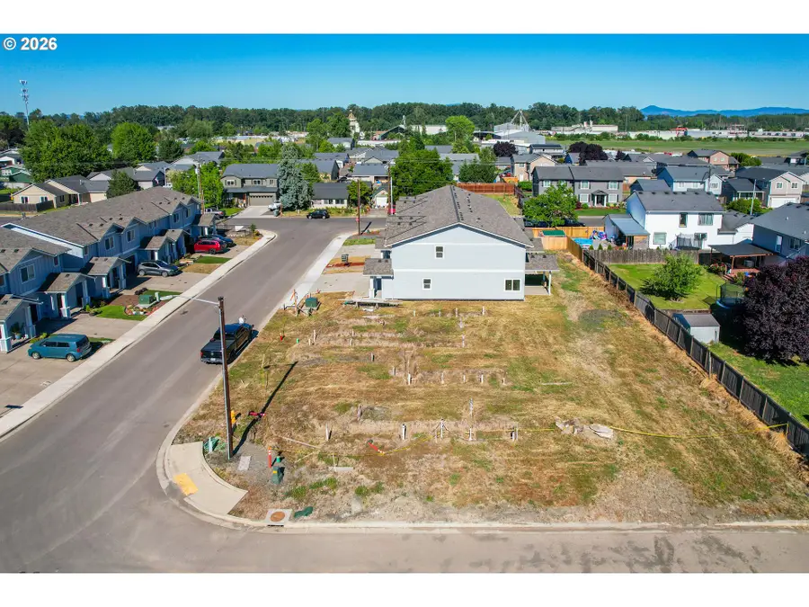 747 Periander Way #5,6,7, Harrisburg, OR 97446 - #3
