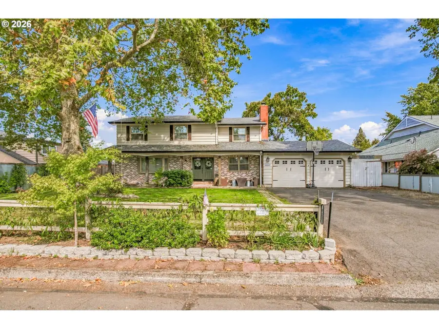 827 Nantucket Ave, Eugene, OR 97404 - #2