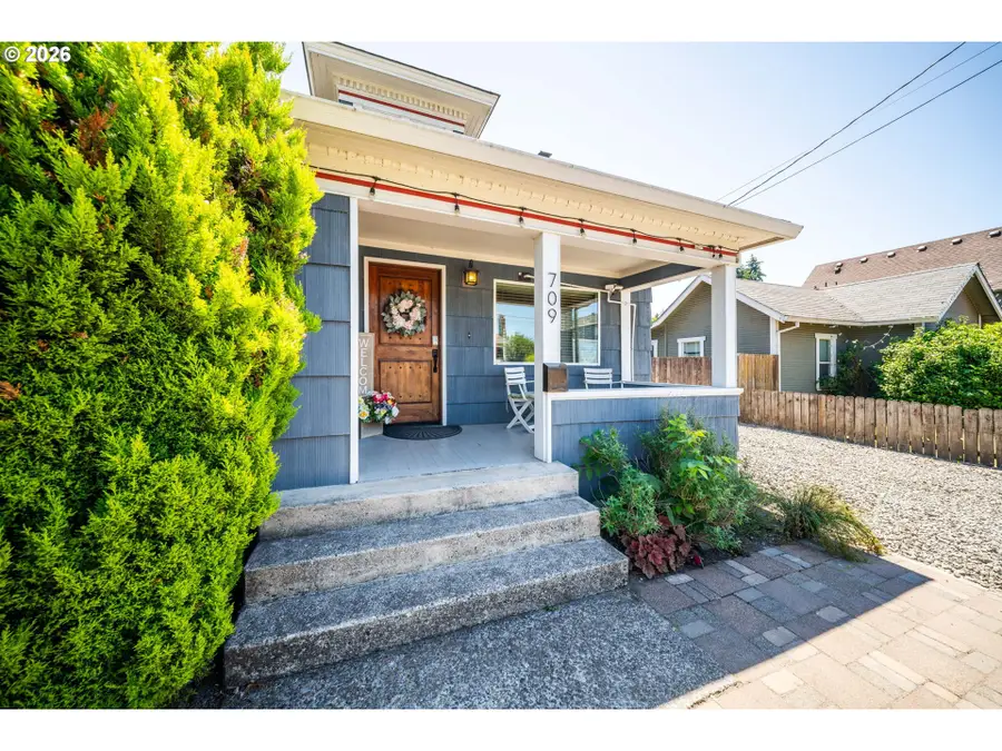 709 W Fourth Plain Blvd, Vancouver, WA 98660 - #3