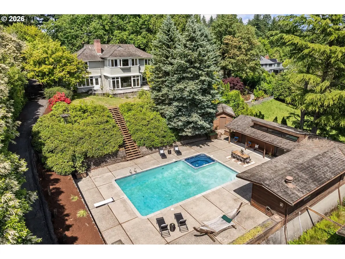 5040 SW Hilltop Ln, Portland, OR 97221 - #1