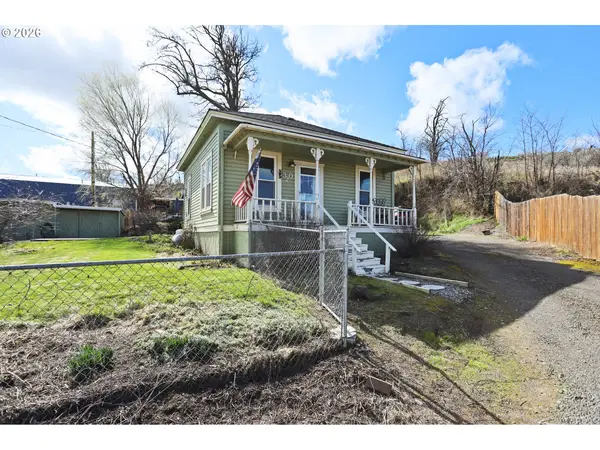 320 Deschutes St, Wasco, OR 97065