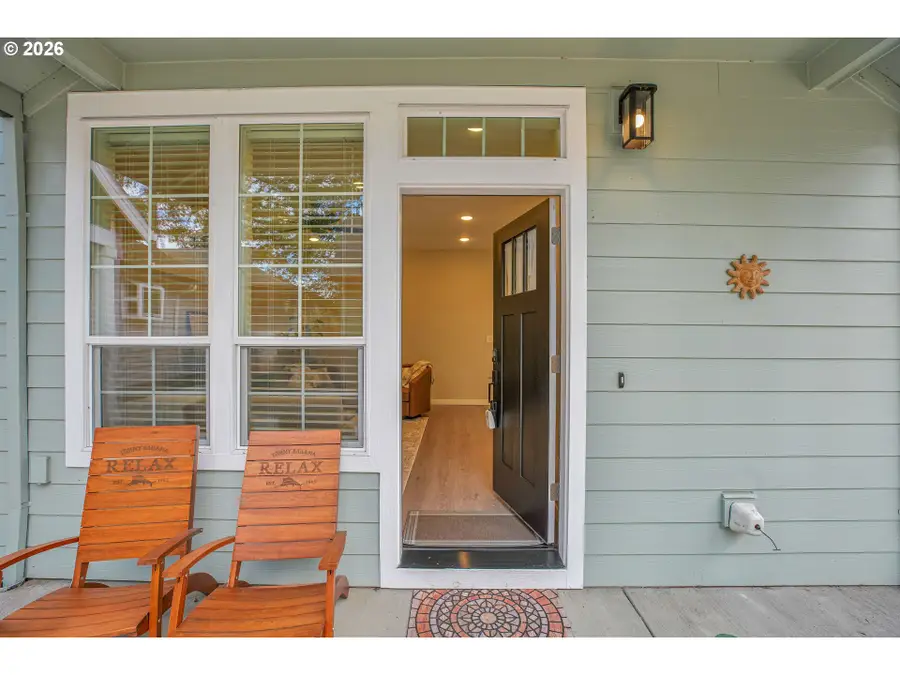 2308 SE Risley Ave, Milwaukie, OR 97267 - #3