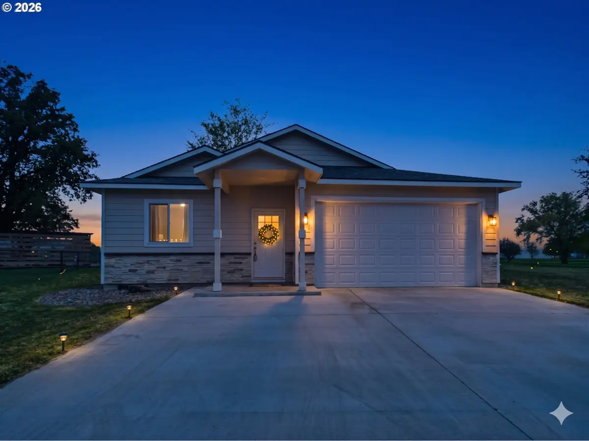 320 Riverwood Ct, Umatilla, OR 97882 - #1