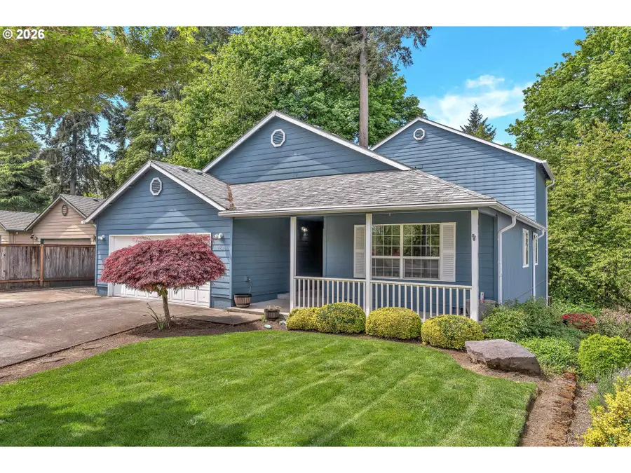 389 NW Sadie Ct, Hillsboro, OR 97124 - #2