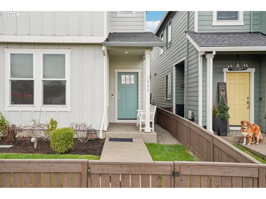 1933 NW Kent St, McMinnville, OR 97128 - #3