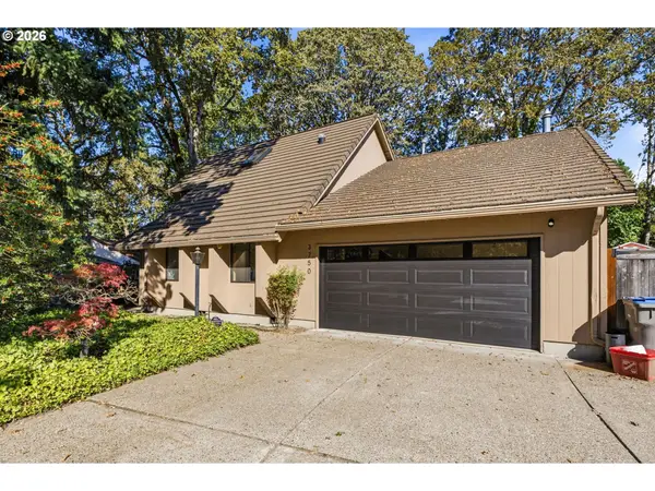 3750 NW 166th Dr, Beaverton, OR 97006