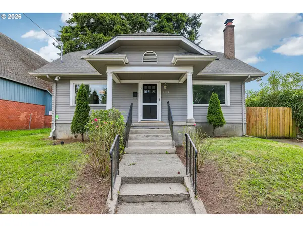 8124 SE Ash St, Portland, OR 97215