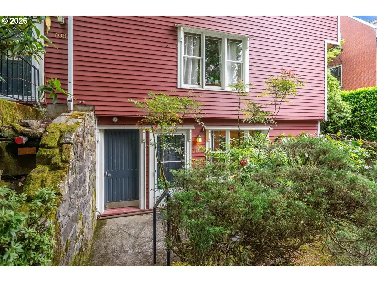 711 NW 20th Ave, Portland, OR 97209 - #1