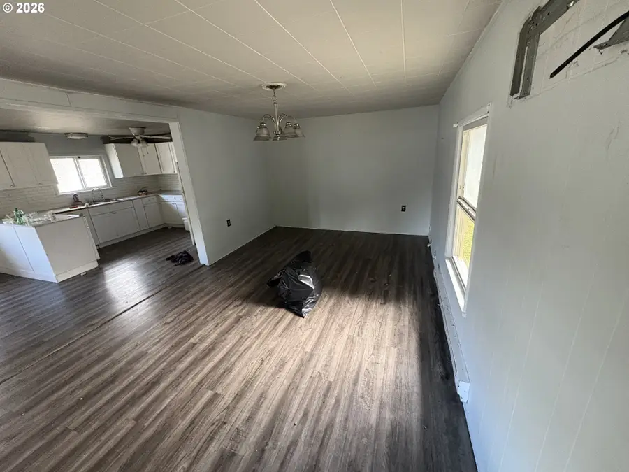 1220 S Tower Ave, Centralia, WA 98531 - #2