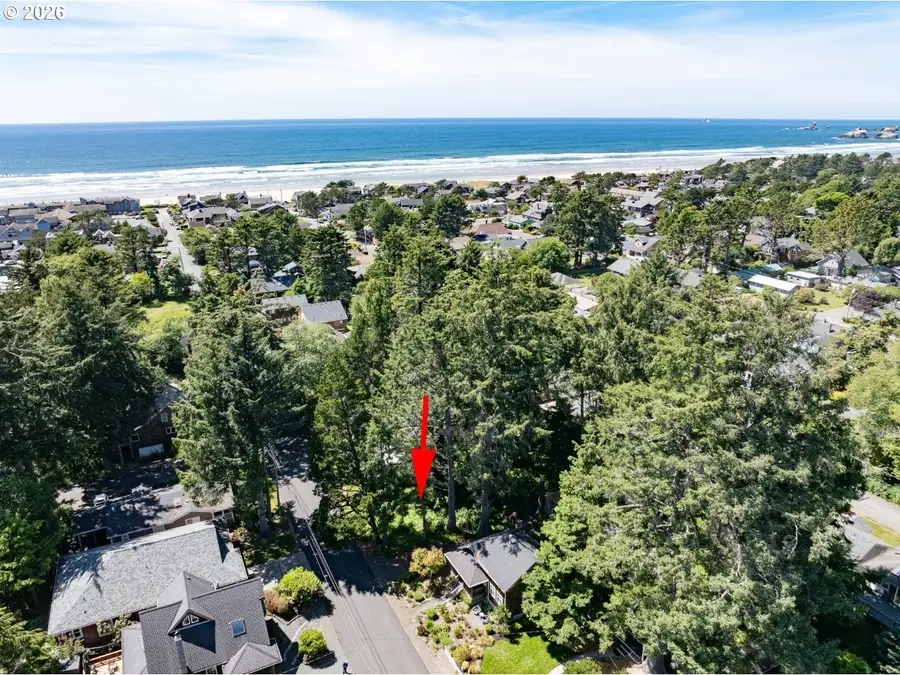 216 E Harrison St, Cannon Beach, OR 97110 - #2