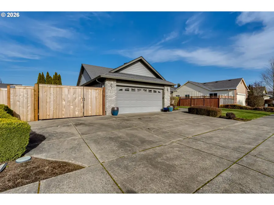 5985 Firestone Dr, Eugene, OR 97402 - Image #3